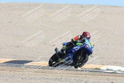 media/Oct-05-2025-CVMA (Sun) [[beeef4f201]]/Race 11-500-400(4)-350 Supersport/